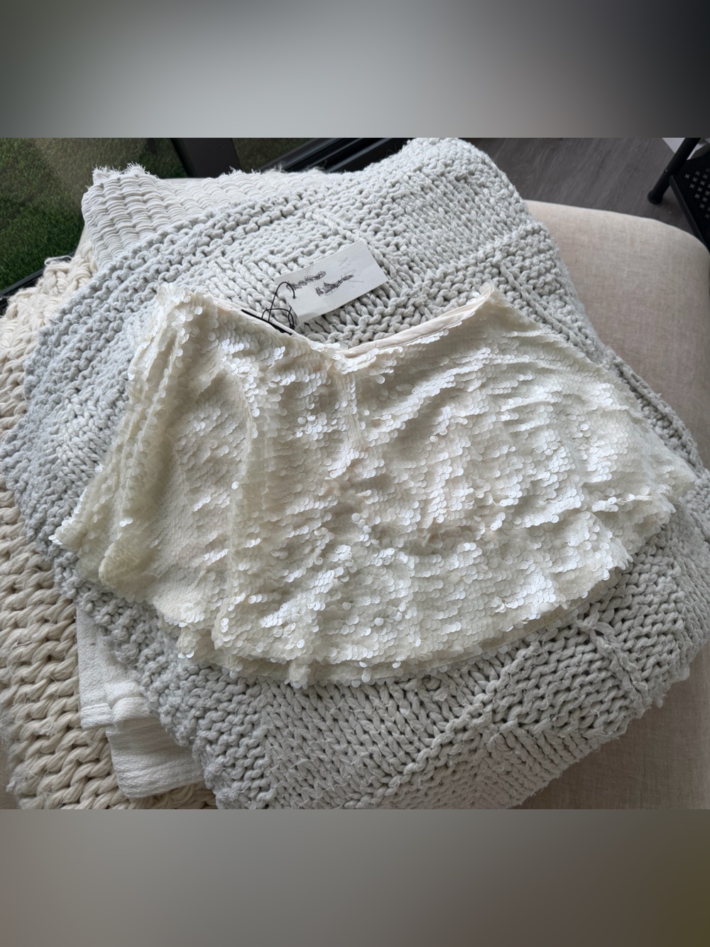 NWT- ZARA Cream Sequin/Shell skort - size S (it runs big )